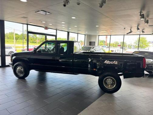 Black 1993 Chevrolet 3500 Fleetside