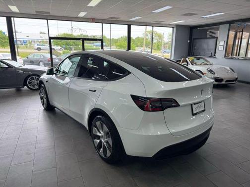 2021 Tesla Model Y Standard Range