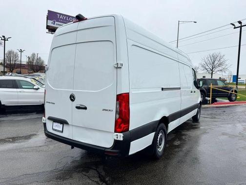 2023 Mercedes-Benz Sprinter 2500 HIGH ROOF W/170 WB