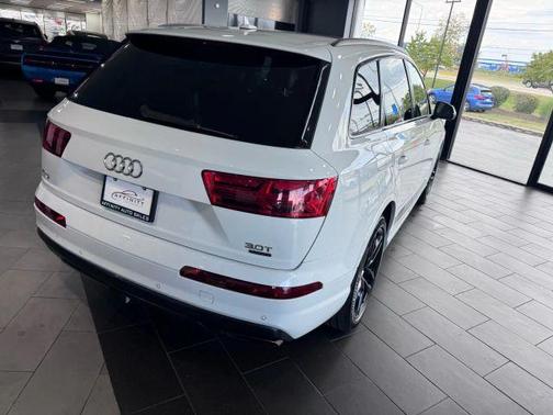 2017 Audi Q7 3.0T Prestige