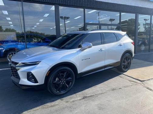 Photo 2 of 50 of 2019 Chevrolet Blazer RS