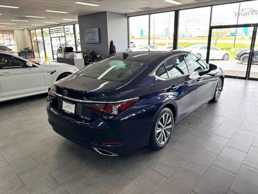 2020 Lexus ES 350 Base