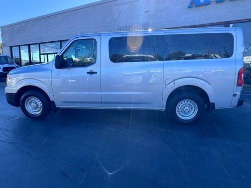 2019 Nissan NV Passenger NV3500 HD S V6/S V8