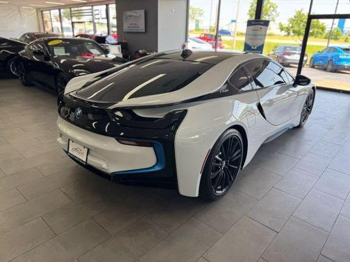 2019 BMW i8 Base