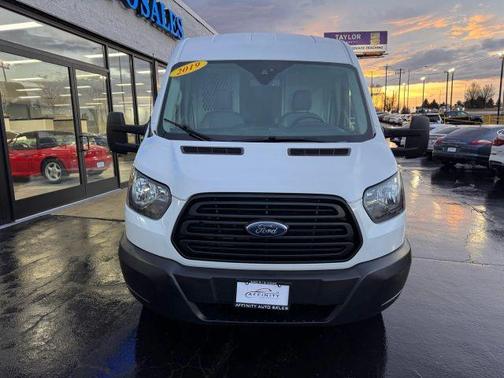 2019 Ford Transit-350 148 WB Medium Roof Cargo