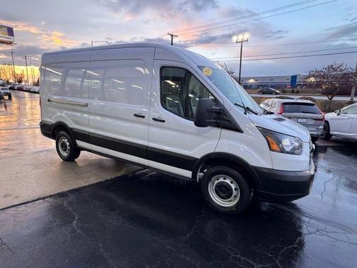 2019 Ford Transit-350 148 WB Medium Roof Cargo
