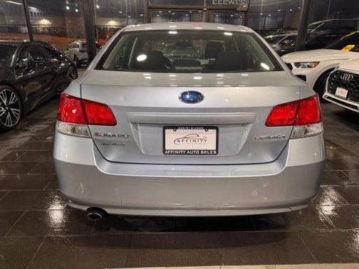 2013 Subaru Legacy 2.5i Premium