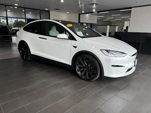 White 2023 Tesla Model X
