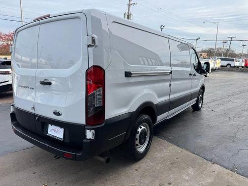 2021 Ford Transit-250 LOW ROOF W/LWB