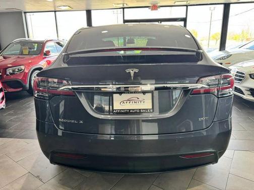 Gray 2017 Tesla Model X 90D
