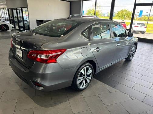 Gun Metallic 2016 Nissan Sentra SL
