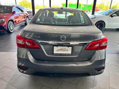 Gun Metallic 2016 Nissan Sentra SL