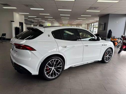 2023 Maserati Grecale Trofeo
