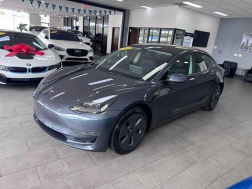 2023 Tesla Model 3 Base
