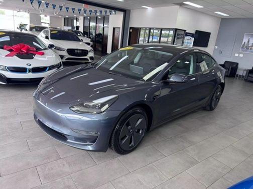 2023 Tesla Model 3 Base