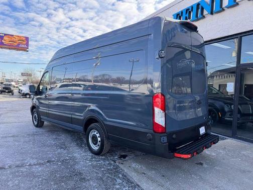 2020 Ford Transit-250 Base