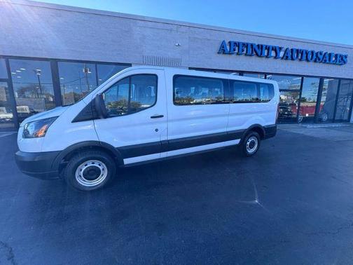 2017 Ford Transit-350 XL