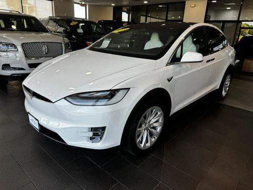 White 2019 Tesla Model X Long Range