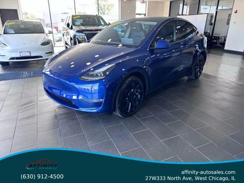 2023 Tesla Model Y Long Range