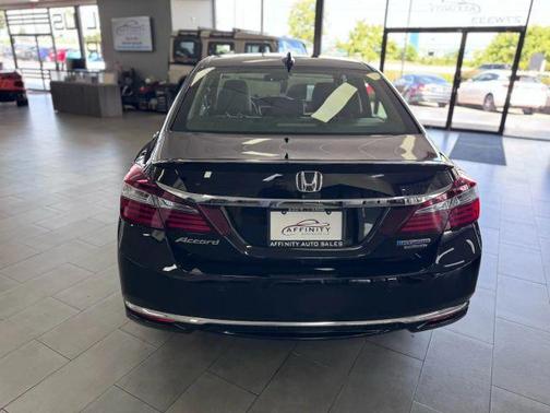 2017 Honda Accord Hybrid Touring