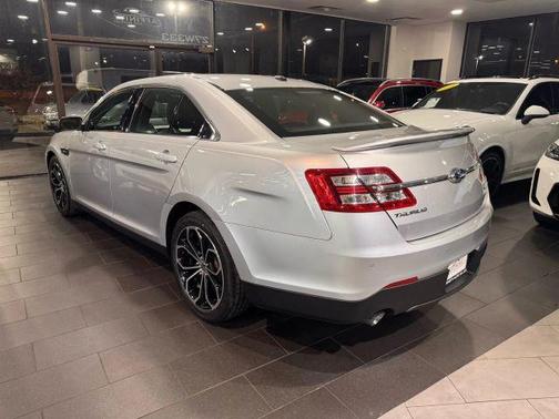 2013 Ford Taurus SHO