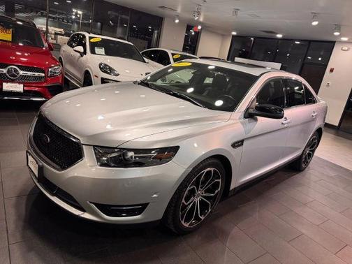 2013 Ford Taurus SHO