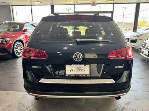 2017 Volkswagen Golf Alltrack TSI SE