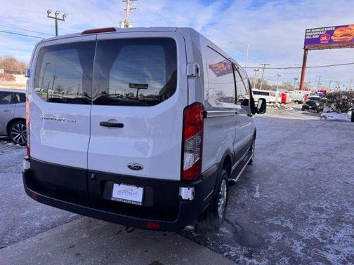 2024 Ford Transit-250 LOW ROOF W/RWB