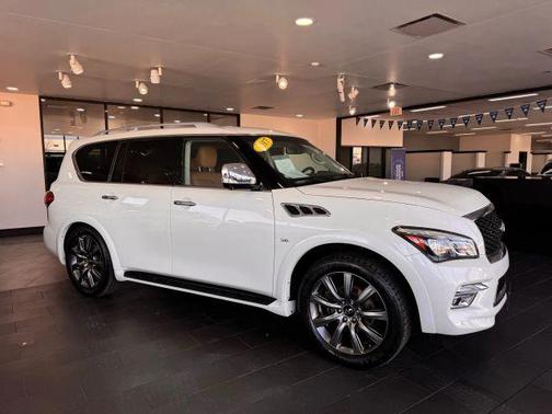 2017 INFINITI QX80 Signature Edition