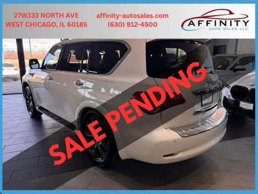 2017 INFINITI QX80 Signature Edition