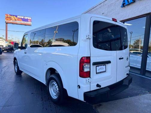 2018 Nissan NV Passenger NV3500 HD S V6/S V8