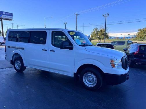 2018 Nissan NV Passenger NV3500 HD S V6/S V8