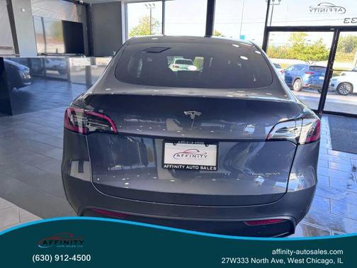2023 Tesla Model Y Long Range