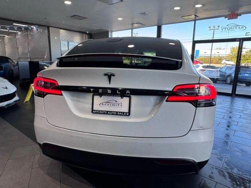 2017 Tesla Model X 75D