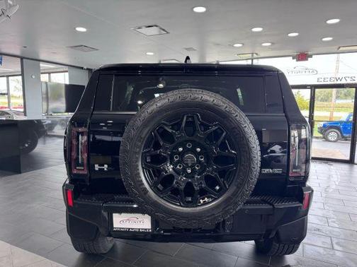 2024 GMC HUMMER EV SUV 2X