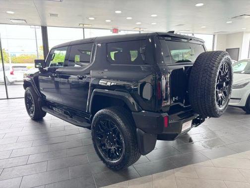 2024 GMC HUMMER EV SUV 2X