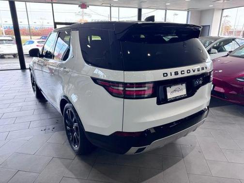 2020 Land Rover Discovery Landmark