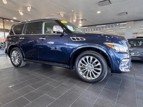 2017 INFINITI QX80 Base