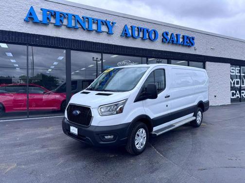 2023 Ford Transit-250 LOW ROOF W/RWB