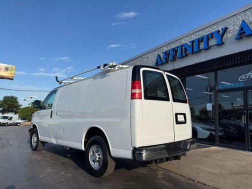 2015 Chevrolet Express 2500 Work Van