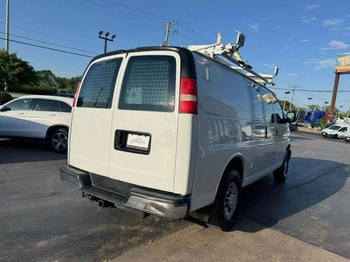 2015 Chevrolet Express 2500 Work Van