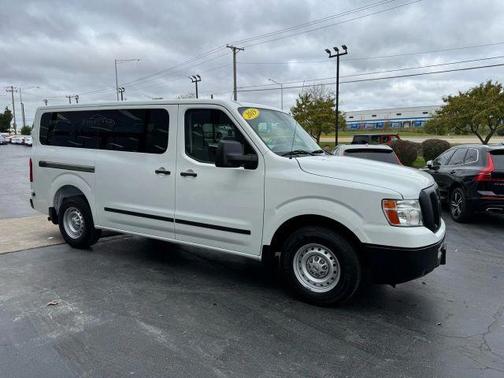 2019 Nissan NV Passenger NV3500 HD S V6/S V8