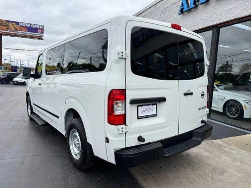 2019 Nissan NV Passenger NV3500 HD S V6/S V8
