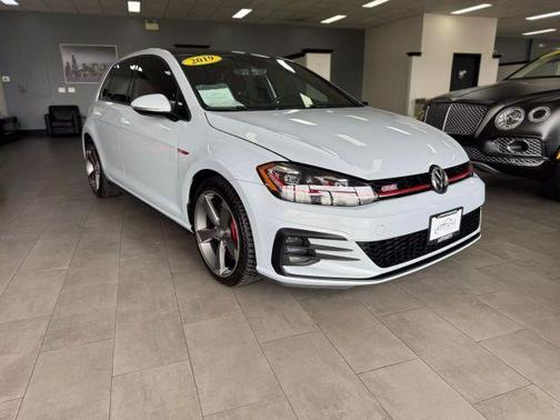 2019 Volkswagen Golf GTI 2.0T SE