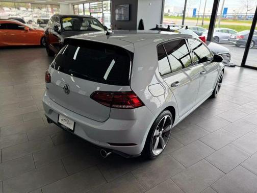 2019 Volkswagen Golf GTI 2.0T SE