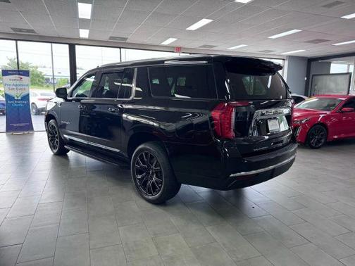 2021 GMC Yukon XL SLT