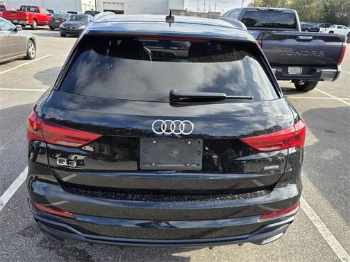 2021 Audi Q3 45 S line Premium