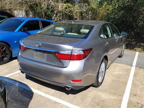 2015 Lexus ES 350 Crafted Line