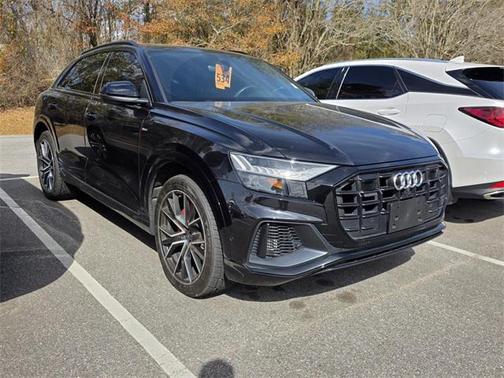 2021 Audi Q8 55 Premium Plus