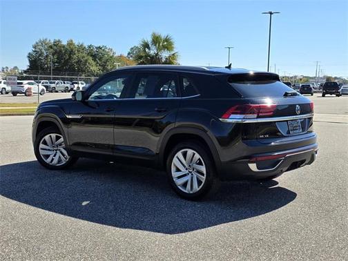 2022 Volkswagen Atlas Cross Sport 3.6L V6 SE w/Technology